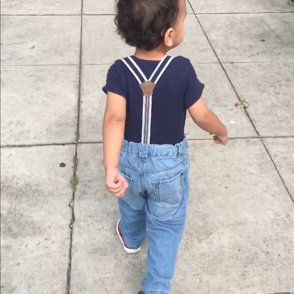 Boy H&M Jeans/Pants w/ Suspenders - Picture 3 of 5